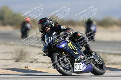 media/Dec-07-2025-CVMA (Sun) [[3e7d2de5dc]]/Race 4-Supersport Middleweight/